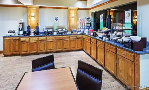 Country Inn & Suites by Radisson, Lubbock, TX - 13