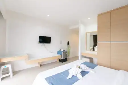 Ruan Plaisoi Apartment by ZUZU - 16