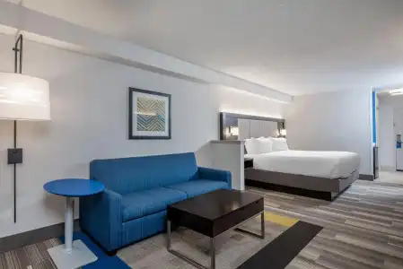 Holiday Inn Express & Suites Florence I-95 & I-20 Civic Ctr by IHG - 52
