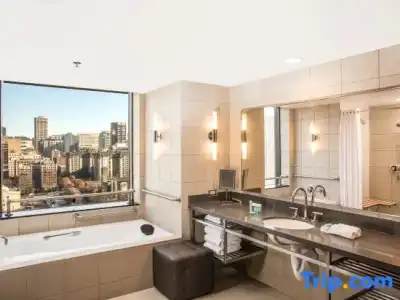 W Seattle - 135