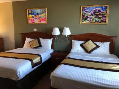 Sandals Inn - 4