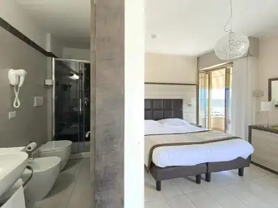 Capri & Residence - 20