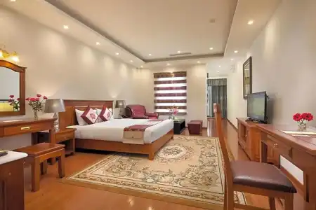 Sq Hang Gai & Spa - 175
