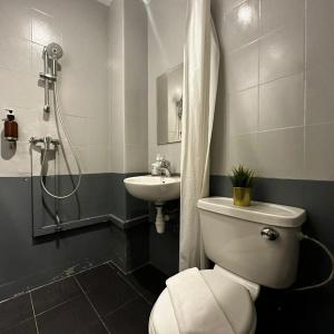 Check Inn @ Little India - 23