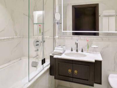 Mövenpick Bahrain - 9