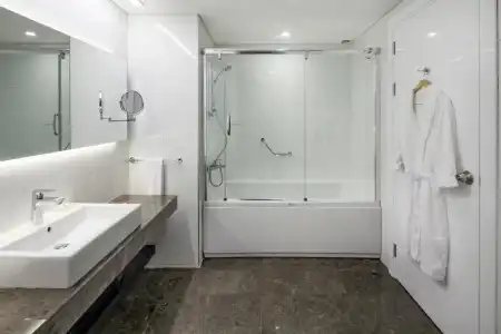 Ramada & Suites by Wyndham Izmir Kemalpasa - 32