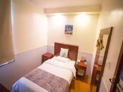 Greentree Inn Shanghai Pudong Airport Chuansha Express - 21
