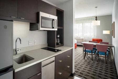TownePlace Suites by Marriott Venice - 15