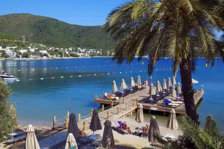 Izer Beach Club - 9