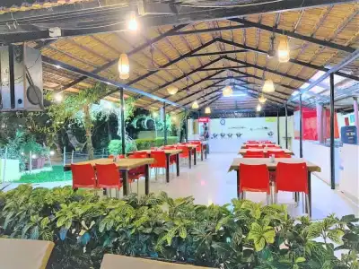 Peninsula Beach Resort, Calangute - 16