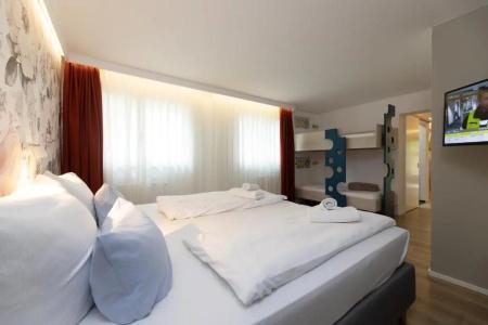 Little Suite Apartments - 56