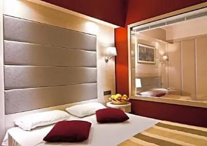 Dodeca Sea Resort by Forums - 40