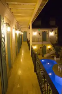 Avlu Alacati Butik Otel - 0