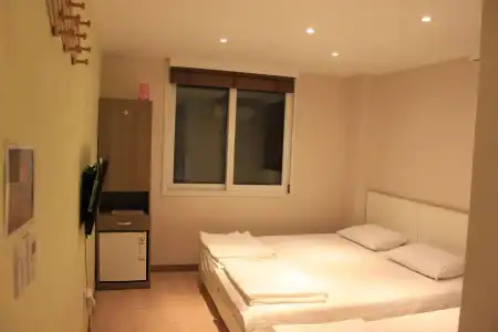 Moon Sun Guesthouse Myeongdong - 5
