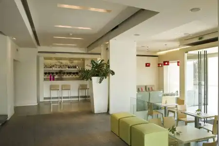 Ariston - 18