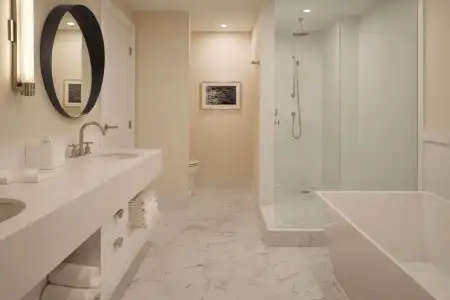 Hilton - 114