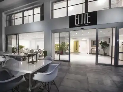 Elite - 28