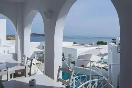 Kanale's Rooms and Suites - 40