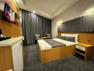 E5 Park - 70