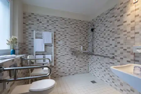 Premier Inn Berlin City Spittelmarkt - 11