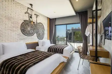 Wheeler Bed & Bike - 72