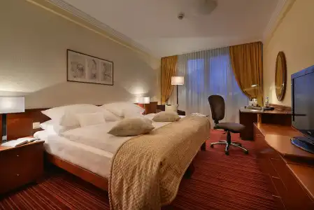 Apollo Bratislava - 6