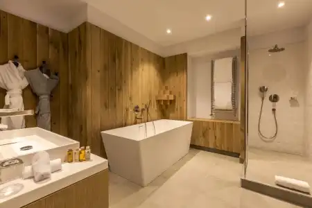 Le Yule & Spa - 10
