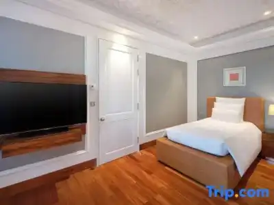 The Reverie Saigon Residential Suites - 64