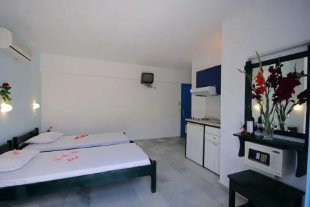 Sunny Beach Studios - 111