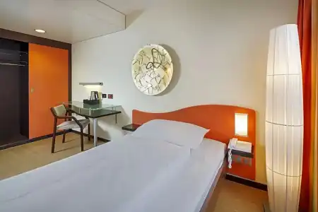 Ramada by Wyndham Baden du Parc - 33