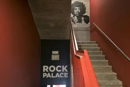 Sant Jordi Hostels Rock Palace - 20