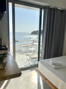 GEO & Art Boutique Himara - 200
