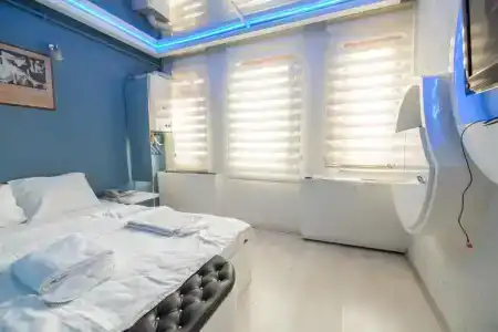 Element Suites - 41