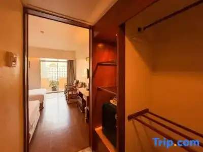 Golden Beach Pattaya - 43