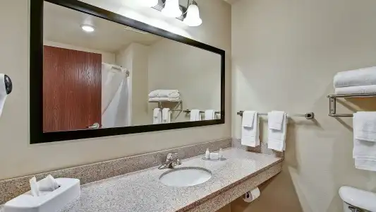 Cobblestone & Suites – Pulaski/Green Bay - 7