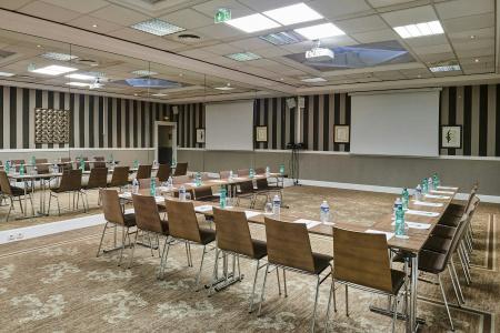 Holiday Inn Nice by IHG - 17