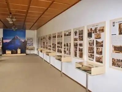 Tourist Center Momina Krepost - 8