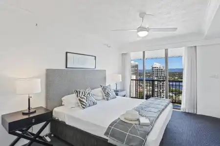 De Ville Apartments - 185
