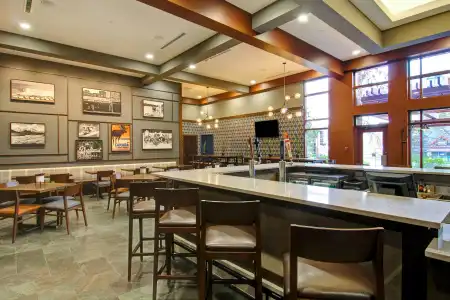 DoubleTree Fallsview Resort & Spa by Hilton Niagara Falls - 32