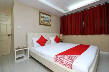 OYO 102 Diamond Residence Silom - 29