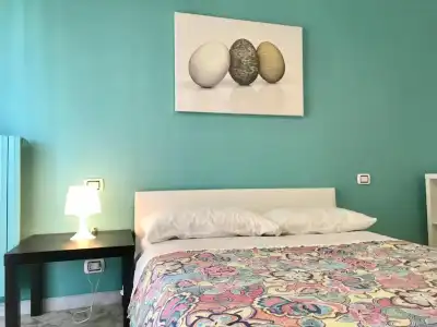Room 110 - 22