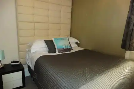 Brighton Inn Boutique Guest Accommodation - 11