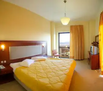 Parnis Palace Suites - 18