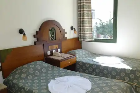 Maxwell Holiday Club - 2