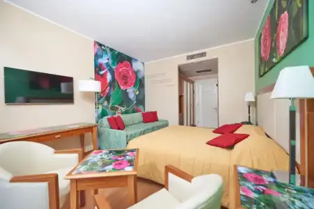 Belfiore Park - Adults Only - 69