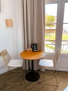 Hôtel Ambassadeurs - 33