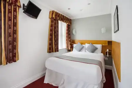 London Guest House by OYO - Acton - 45