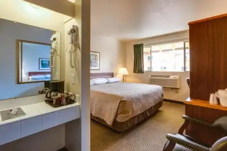 Coachman Inn - 24