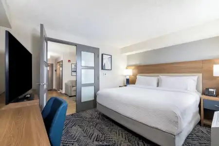Holiday Inn & Suites London by IHG - 24