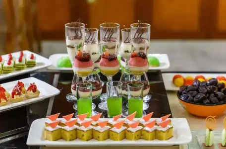 Grand Excelsior - Bur Dubai - 10